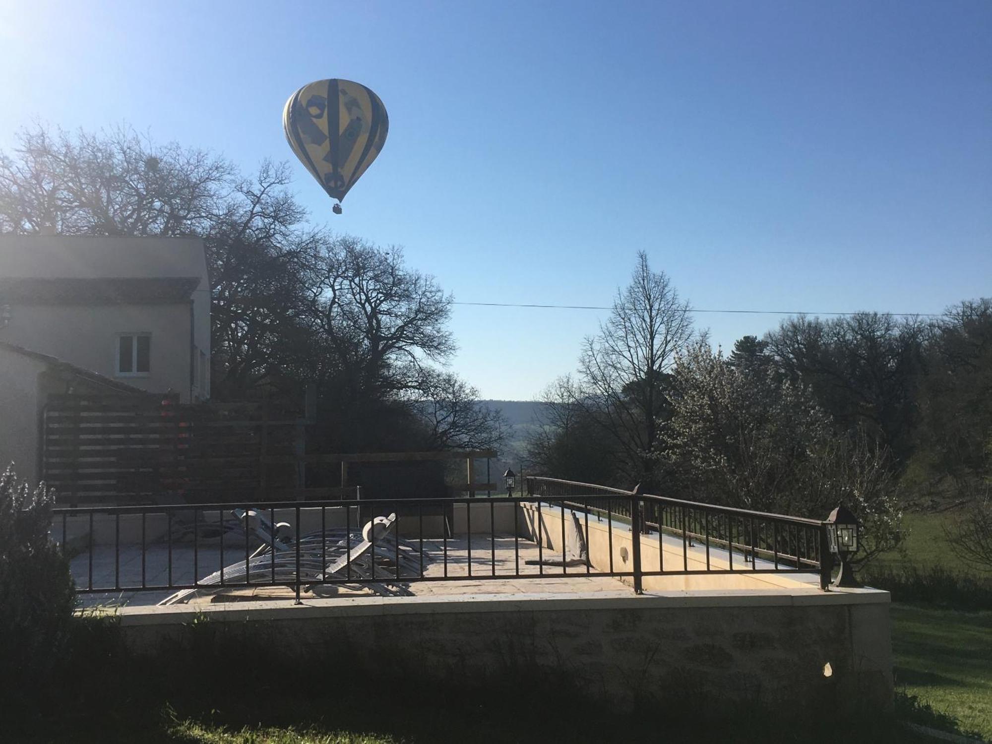 Hotel Les Anes De Forcalquier Esterno foto